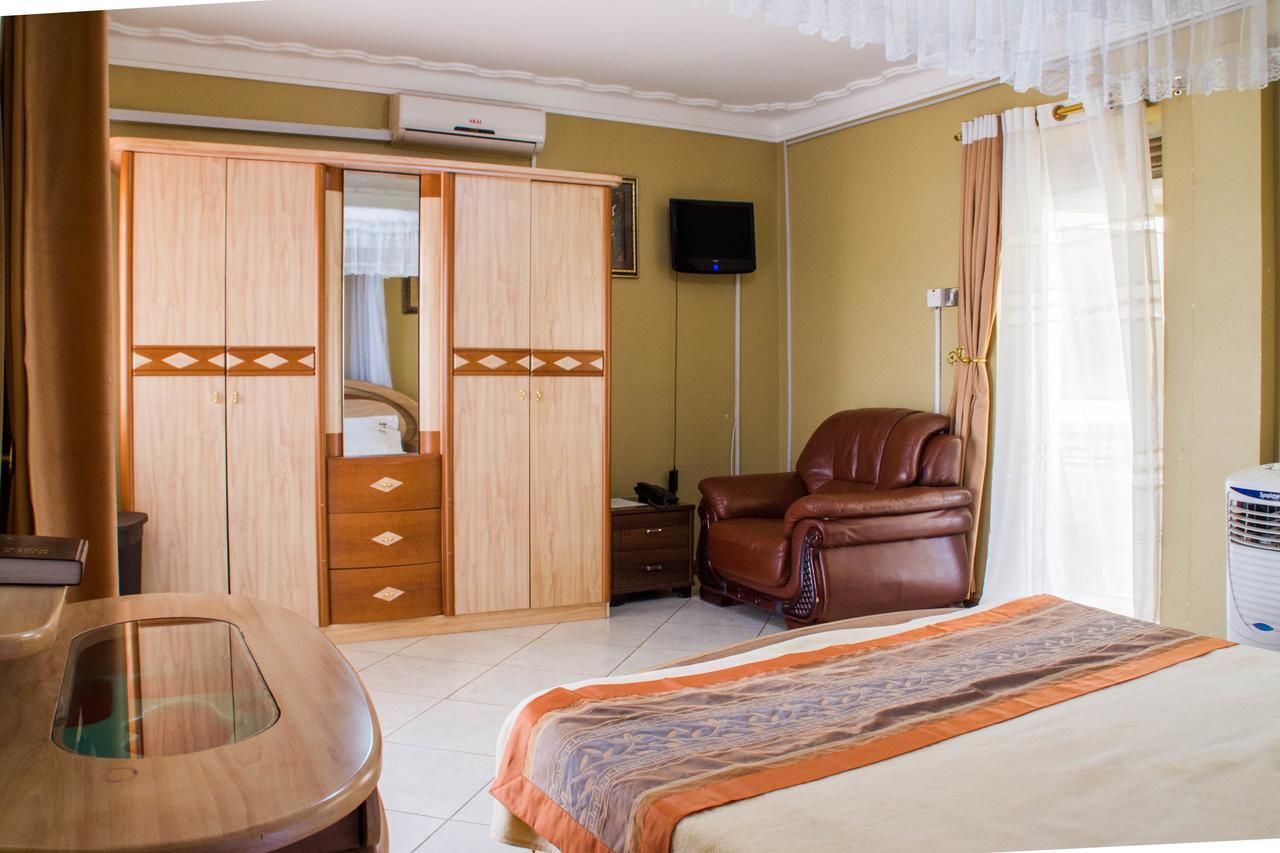 Desert Breeze Hotel Arua Exterior photo
