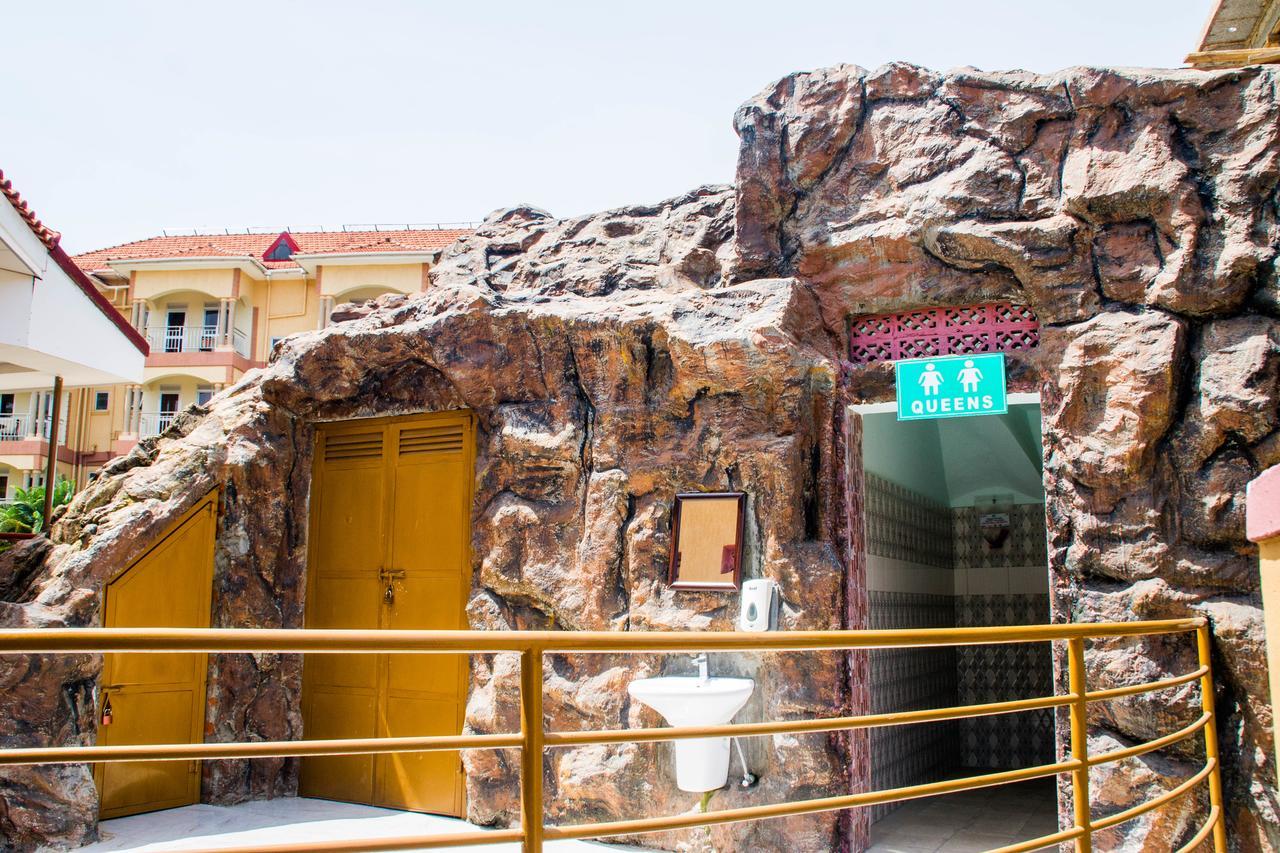 Desert Breeze Hotel Arua Exterior photo