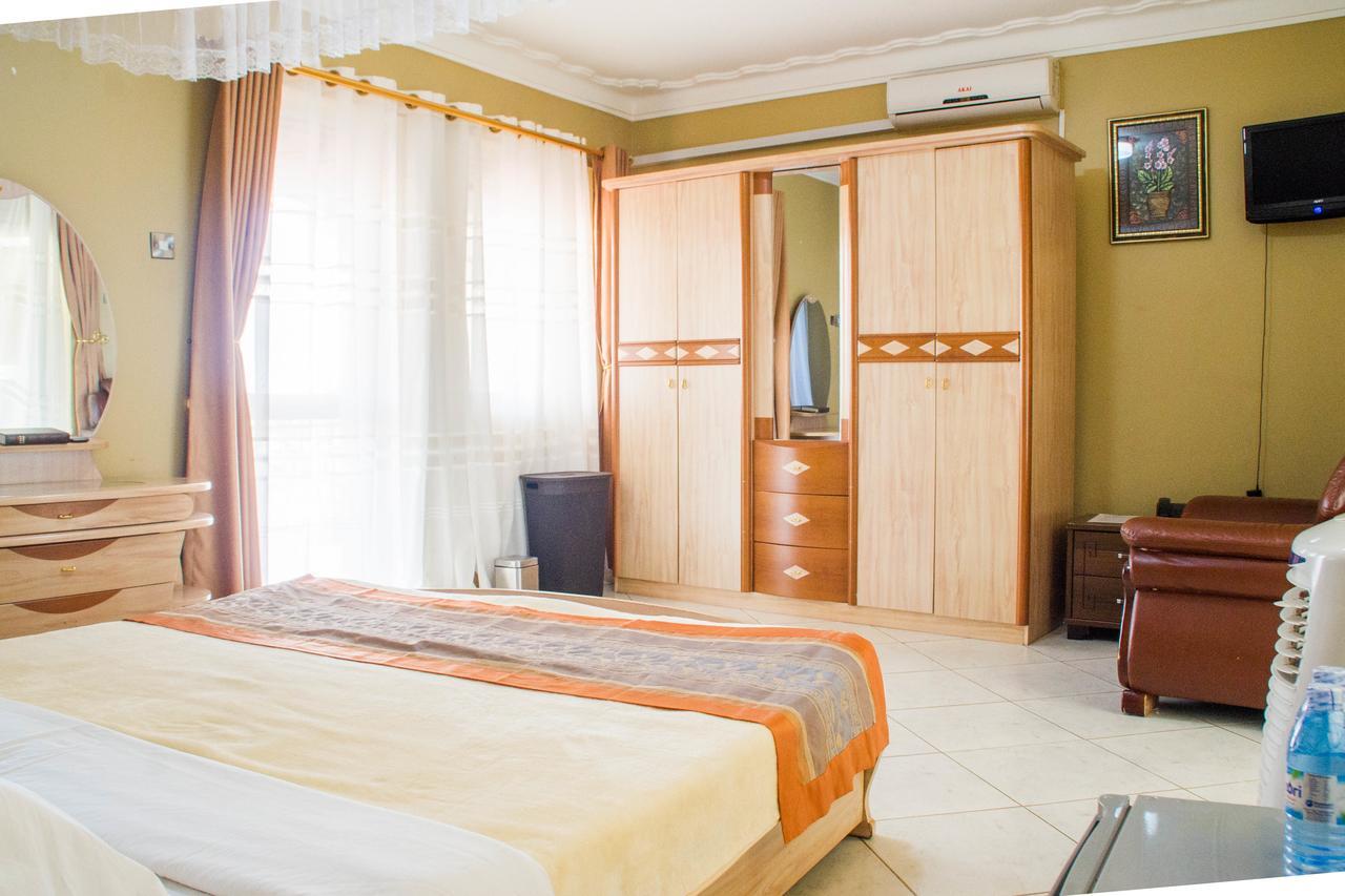 Desert Breeze Hotel Arua Exterior photo