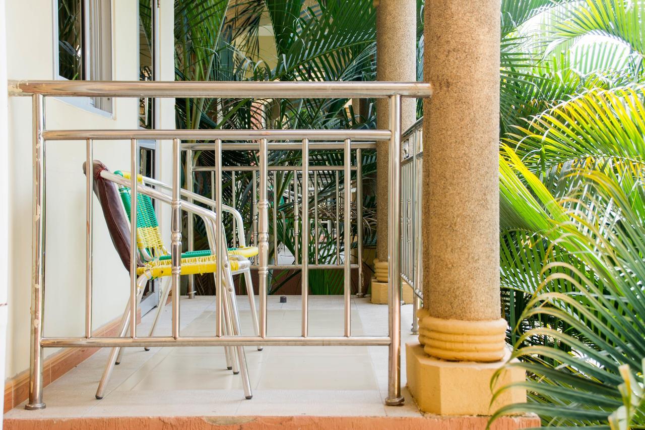 Desert Breeze Hotel Arua Exterior photo